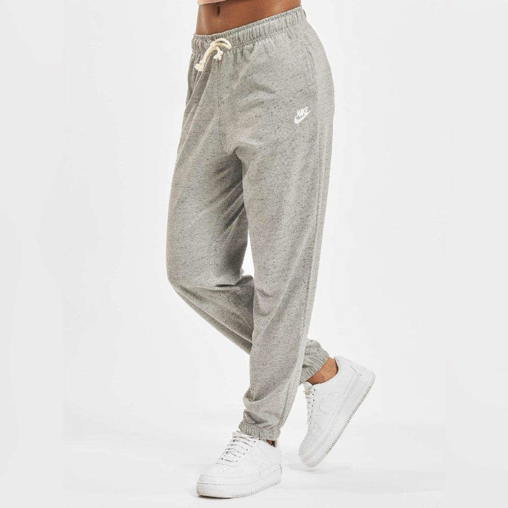 Nike Women’s Gray Jogger Pants